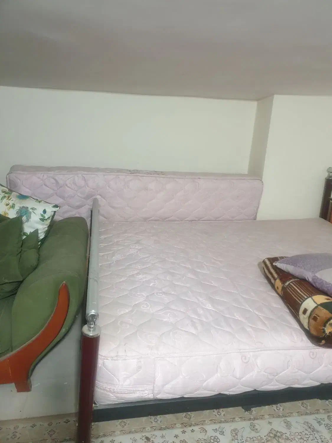 مبل و تخت|مبلمان خانگی و میز عسلی|تهران, دریاچه شهدای خلیج فارس|دیوار