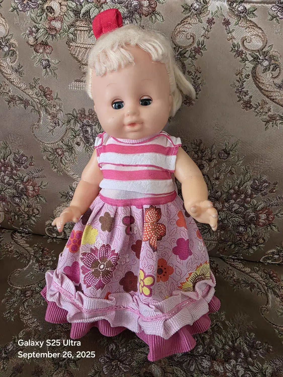 عروسک|اسباب‌بازی بچه|خرم‌آباد, |دیوار