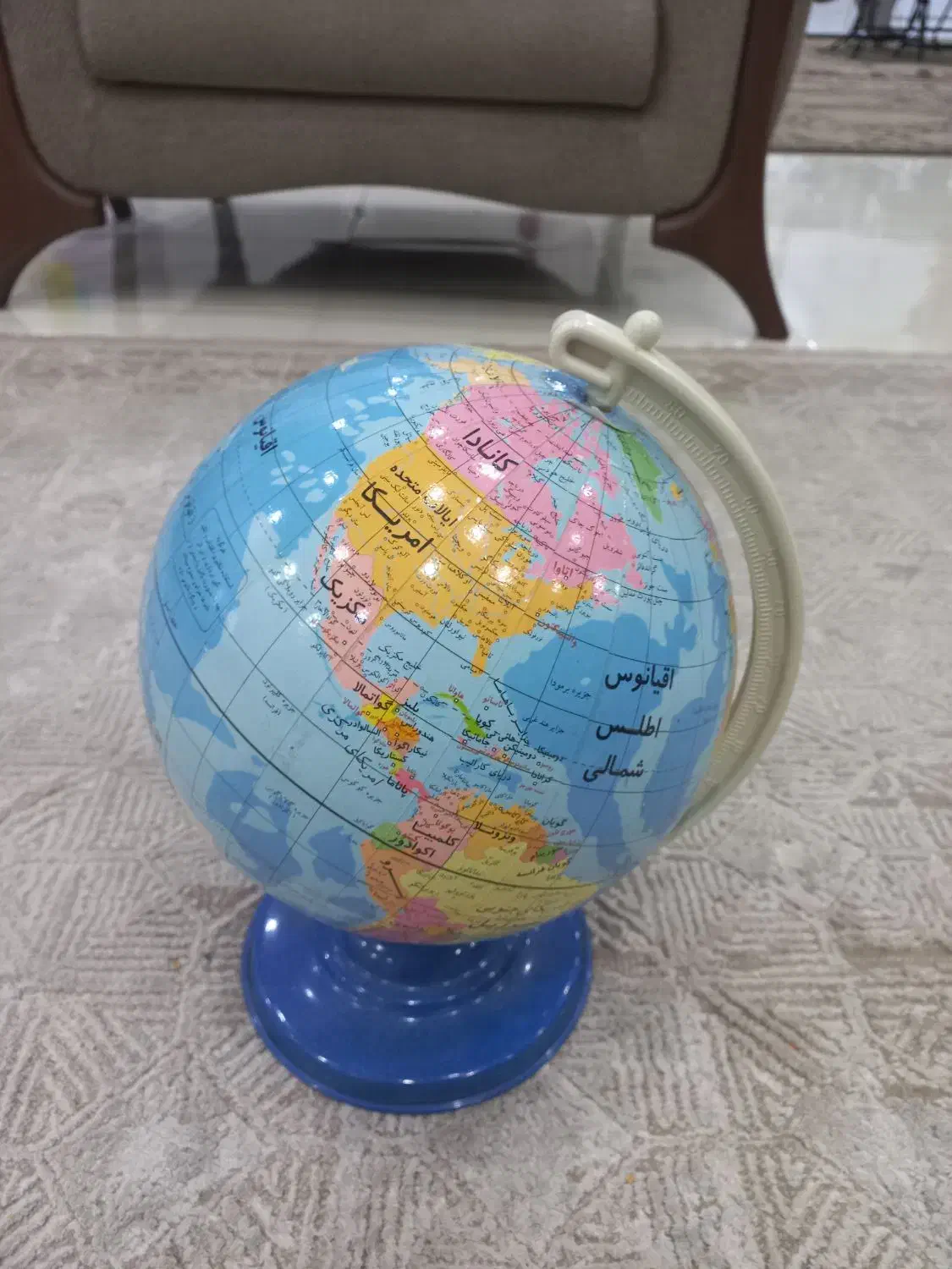 کره زمین|لوازم التحریر|رشت, خمیران زاهدان|دیوار