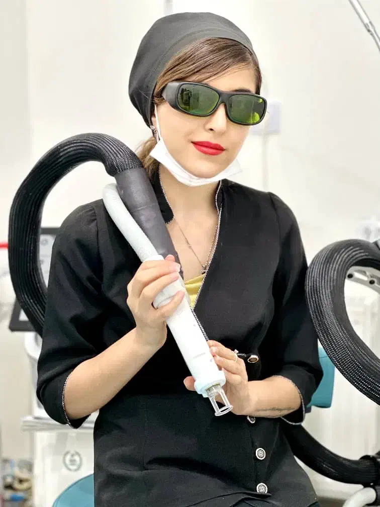 لیزر موهای زائد با دستگاه کندلا ۲۰۲۵ شاتی سری شخصی|خدمات آرایشگری و زیبایی|یاسوج, |دیوار