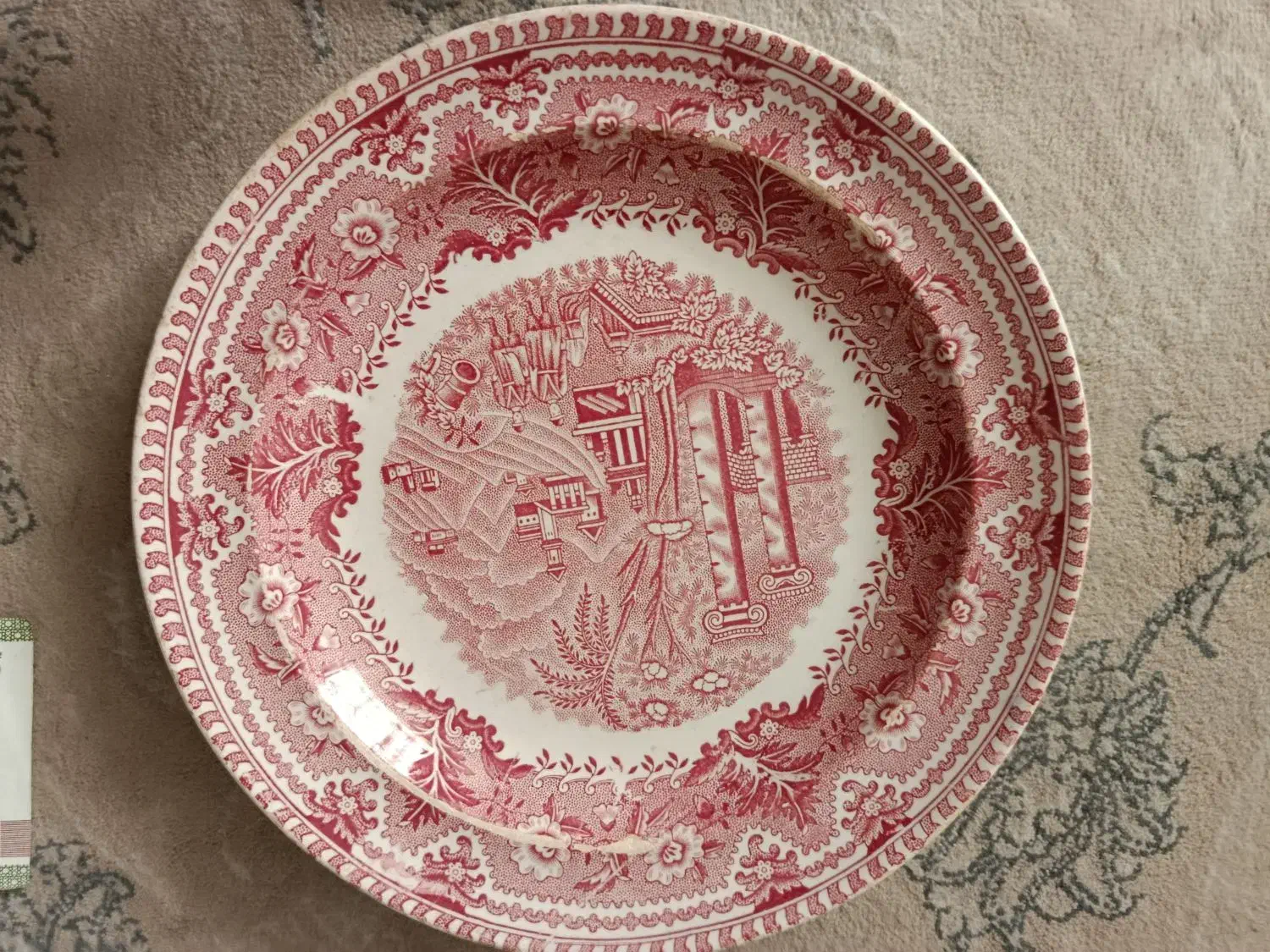 ظرف چینی قدیمی|کلکسیون اشیاء عتیقه|قرچک, میرزائی جنوبی|دیوار