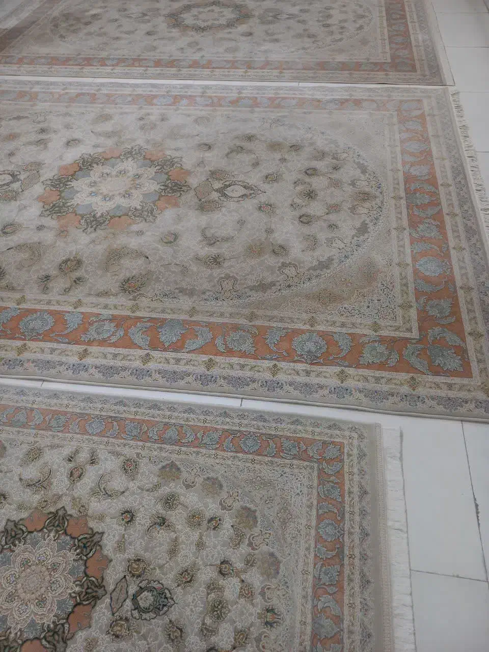 جفت فرش ۶متری ویکی ۱در یکونیم ۱۲۰۰شانه ۳۶۰۰تراکم|فرش|کرج, کمالشهر|دیوار