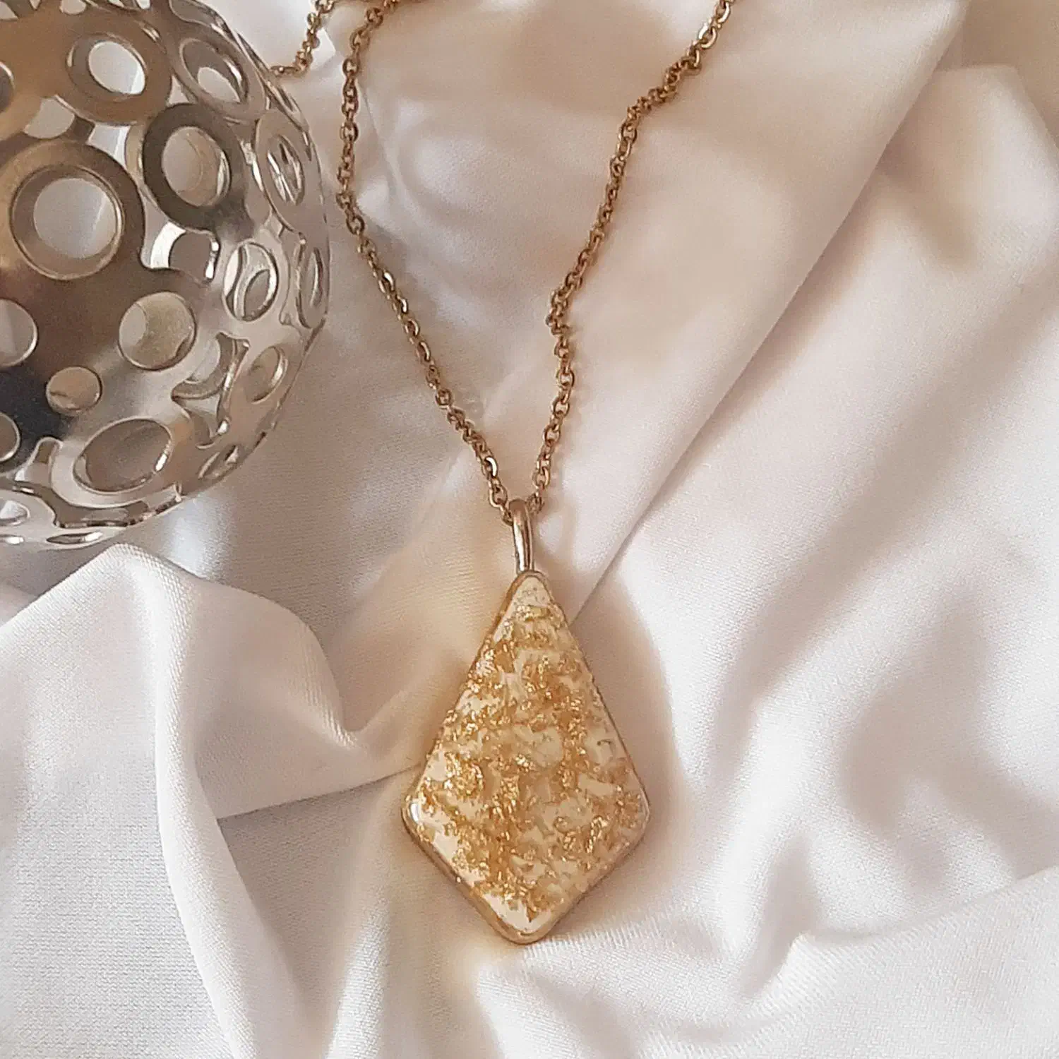 گردنبند رزینی|بدلیجات|کرمانشاه, |دیوار