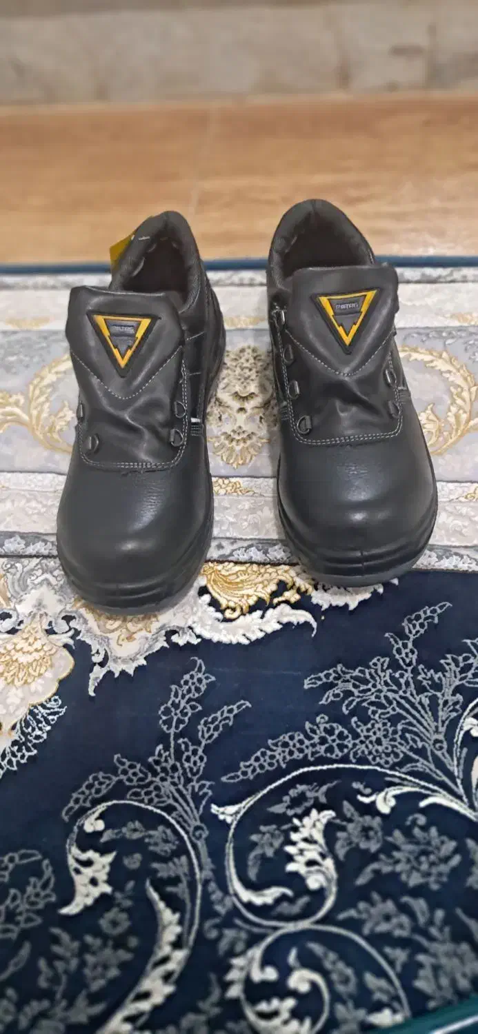 کفش ایمنی نونو|کیف، کفش، کمربند|بم, |دیوار