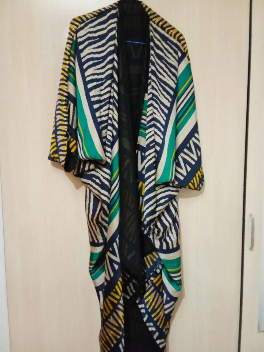 لباس زنانه|لباس|اردبیل, |دیوار