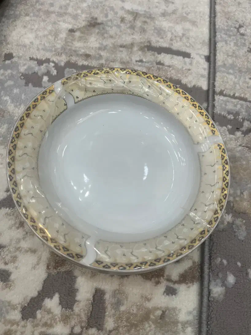 بشقاب و پلو خوری گلسرخ قدیم|ظروف سرو و پذیرایی|اردبیل, |دیوار