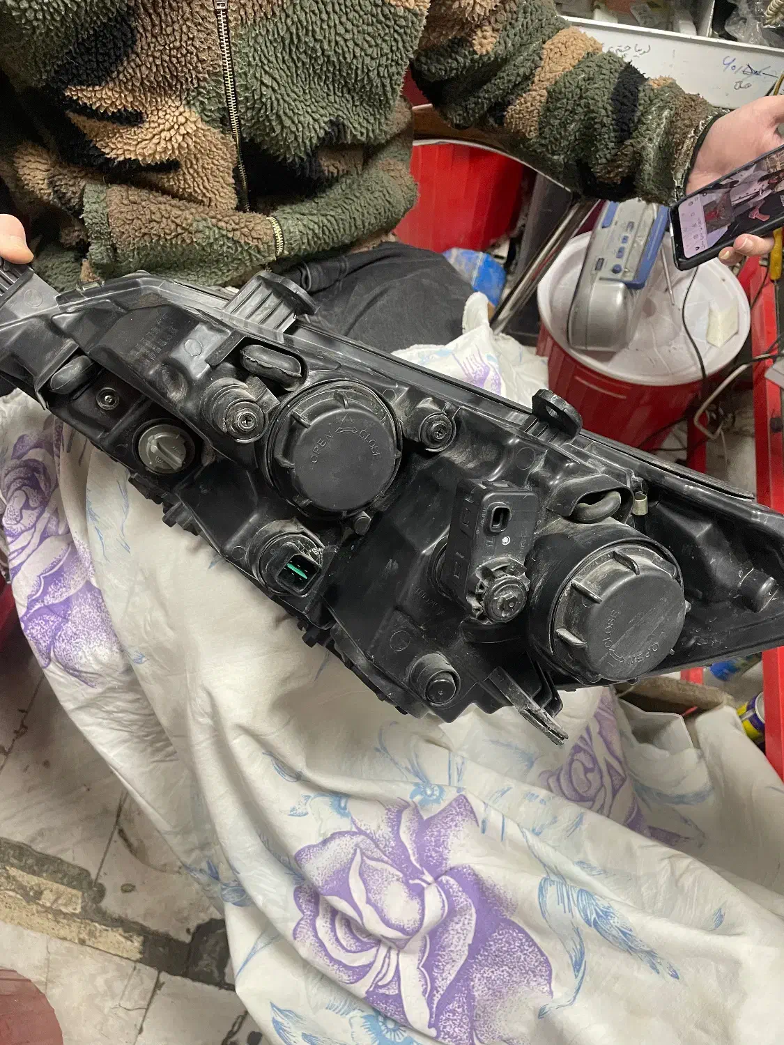 چراغ اچ سی کراس جلو|قطعات یدکی و لوازم جانبی|پردیس, فاز ۳|دیوار