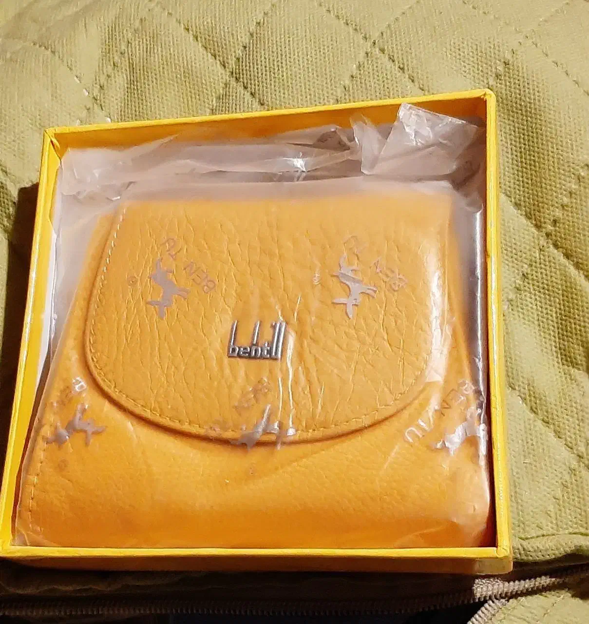 کیفهای زنانه خارجی|کیف، کفش، کمربند|تهران, فلسطین (میدان انقلاب)|دیوار