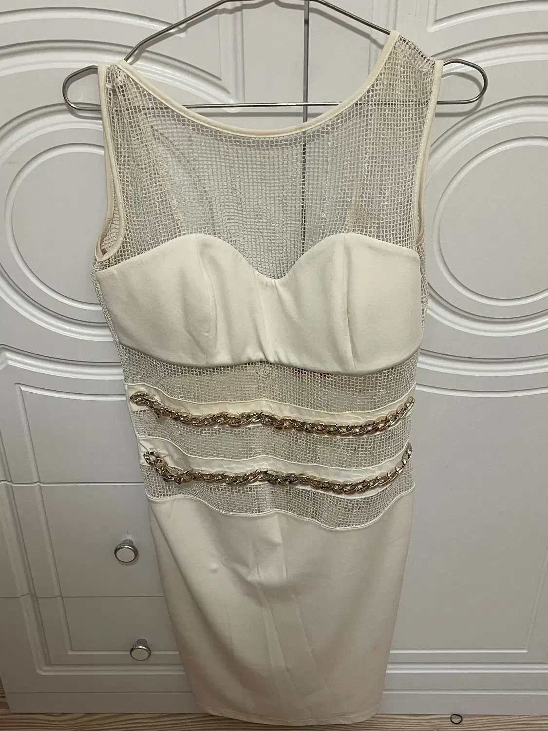 پیراهن مجلسی|لباس|تبریز, |دیوار