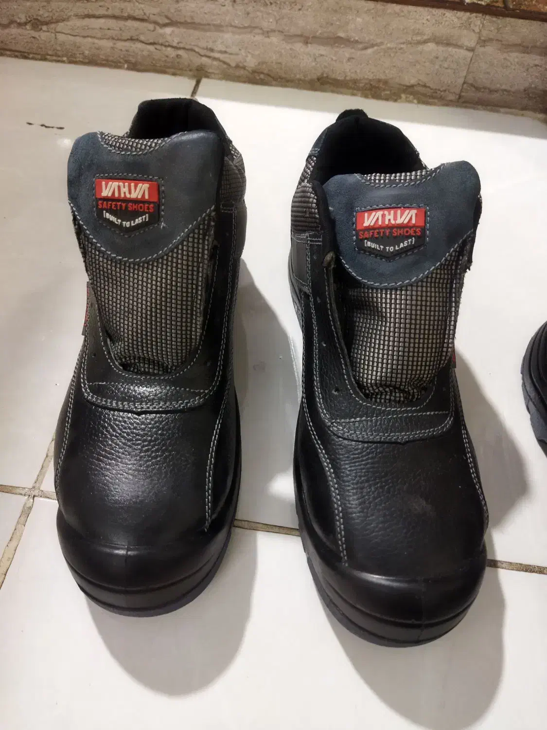 کفش ایمنی  یحیی. بادوام|کیف، کفش، کمربند|فردیس, شهرک ۱۱۰|دیوار