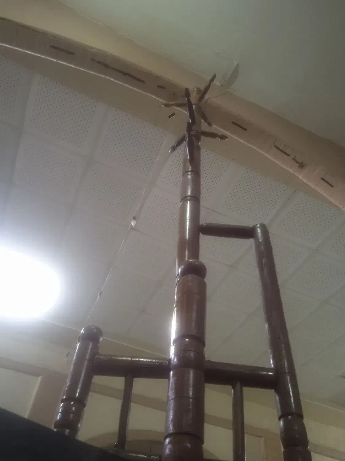 جالباسی چوبی قدیمی بازسازی شده|مبلمان خانگی و میز عسلی|کرمان, |دیوار