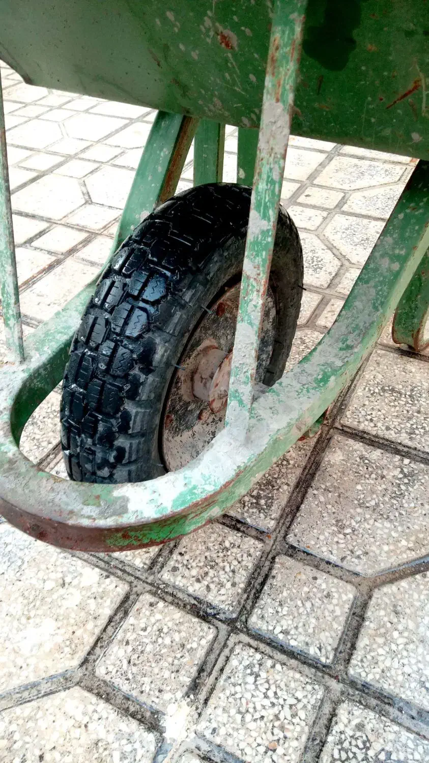 گاری فرقون کارکرده سالم سالم بیل و کلنگ|مصالح و تجهیزات ساختمان|صدرا-فارس, فاز ۲|دیوار