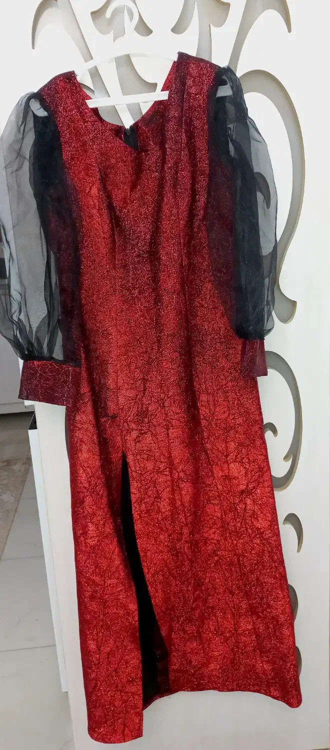 لباس مجلسی|لباس|آباده, |دیوار