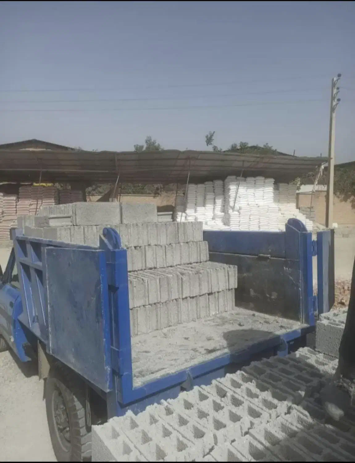 حمل نخاله و پخش مصالح با نیسان سریع و مطمئن|خدمات حمل و نقل|تهران, فردوس|دیوار