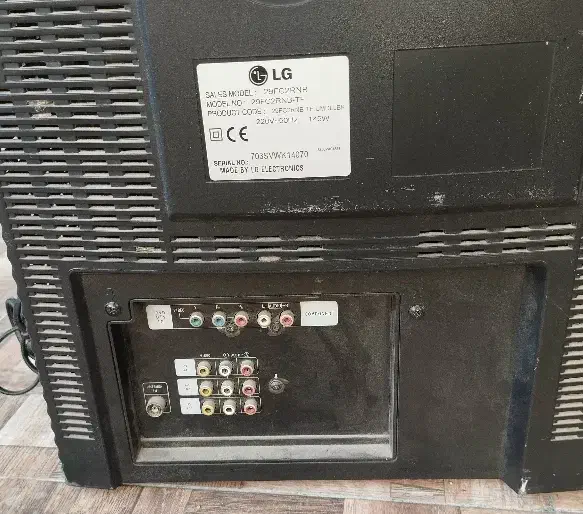 تلویزیون ۲۱ اینچ ال جی|تلویزیون و پروژکتور|جهرم, |دیوار