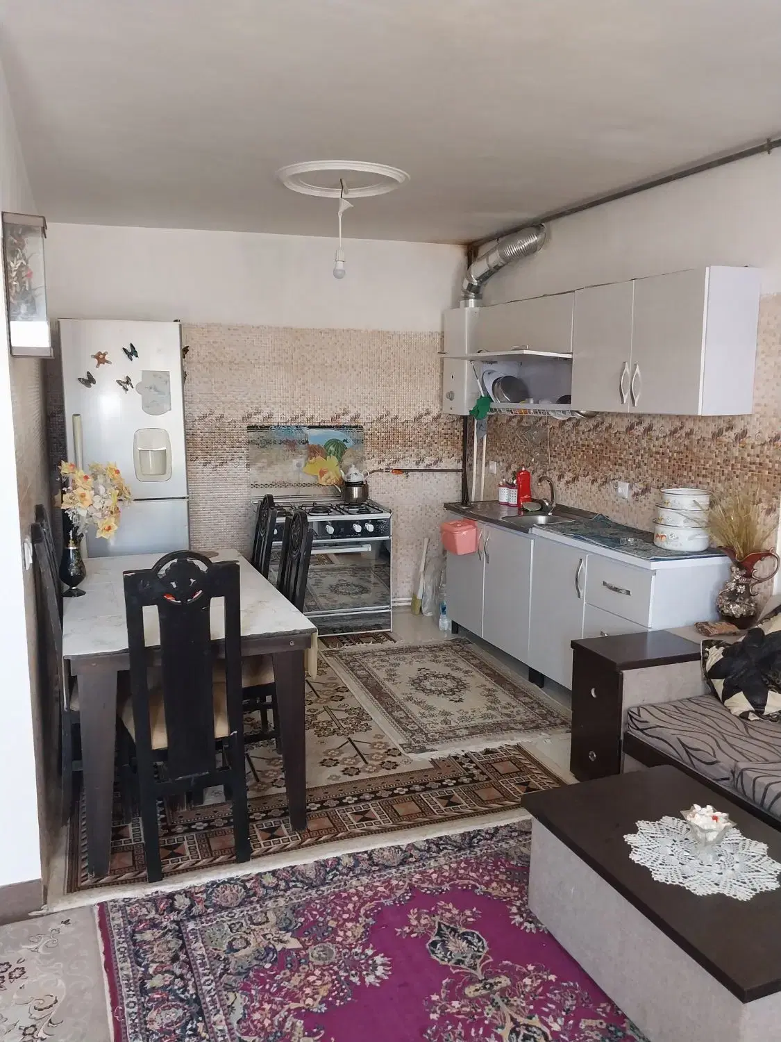 سویت...فقط روزانه از ساعت هشت صبح تا چهار بعدظهر|اجارهٔ کوتاه‌مدت آپارتمان و سوئیت|اراک, |دیوار