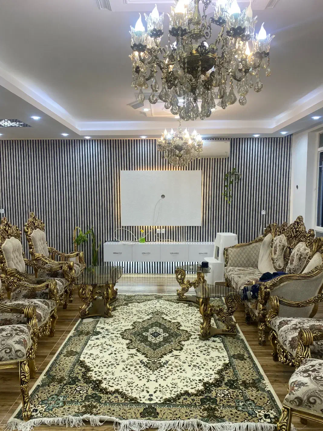 لوازم خانه|مبلمان خانگی و میز عسلی|اسفراین, |دیوار