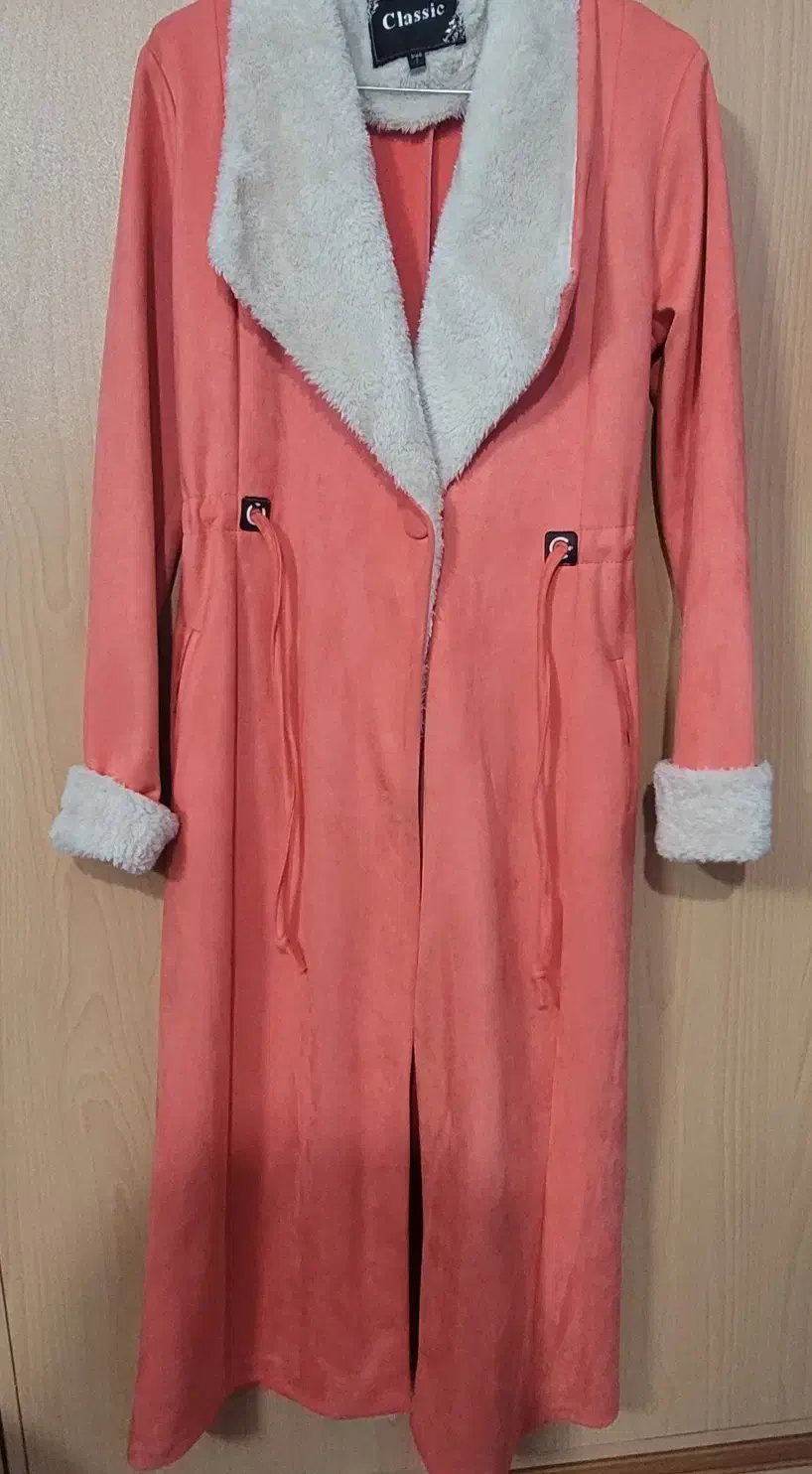 مانتو پالتویی|لباس|مشهد, هنرور|دیوار