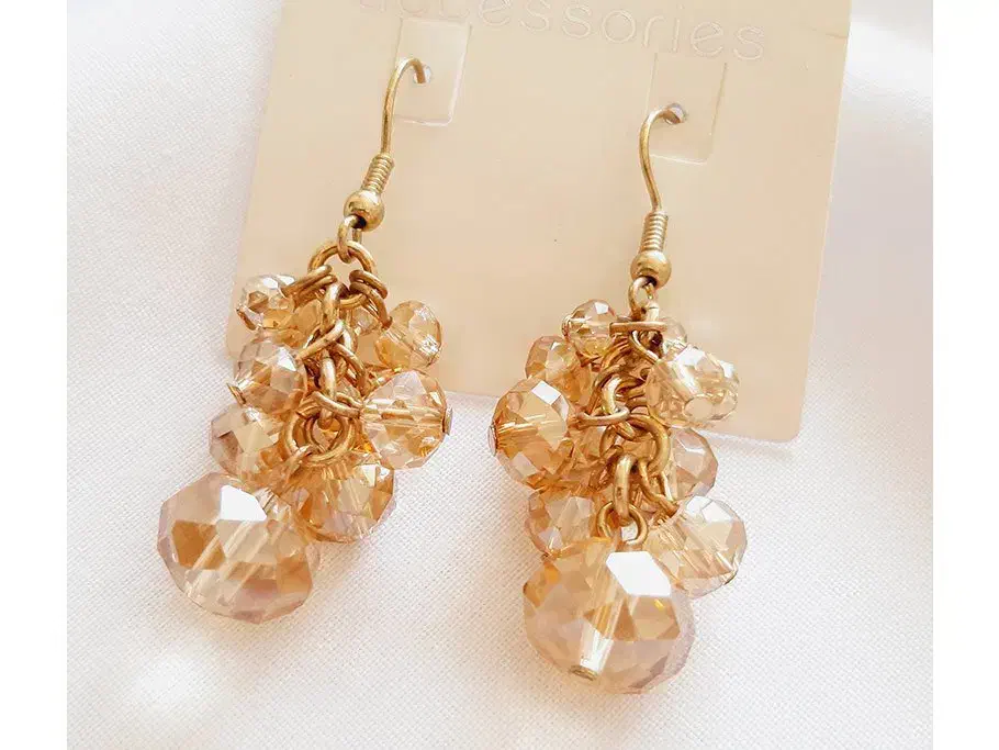 گوشواره آویز کوتاه کریستالی مدل عسلی|بدلیجات|زاهدان, |دیوار