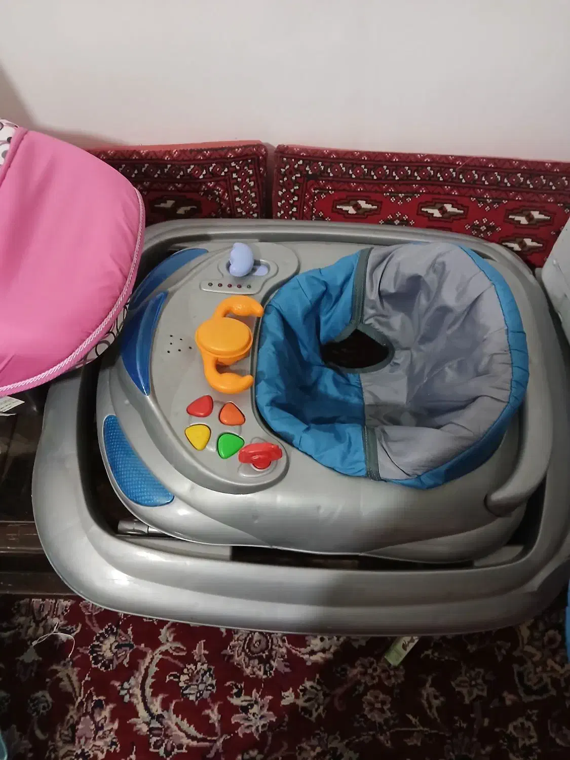 کریره،ررورورک تخت چرخ دار|اسباب و اثاث بچه|بوئین زهرا, |دیوار