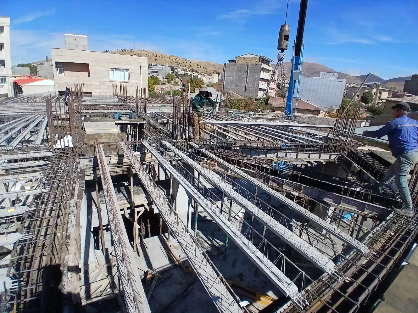 اجرای پروژه های ساختمانی صفر تا صد با تامین مصالح|خدمات پیشه و مهارت|رشت, منظریه|دیوار