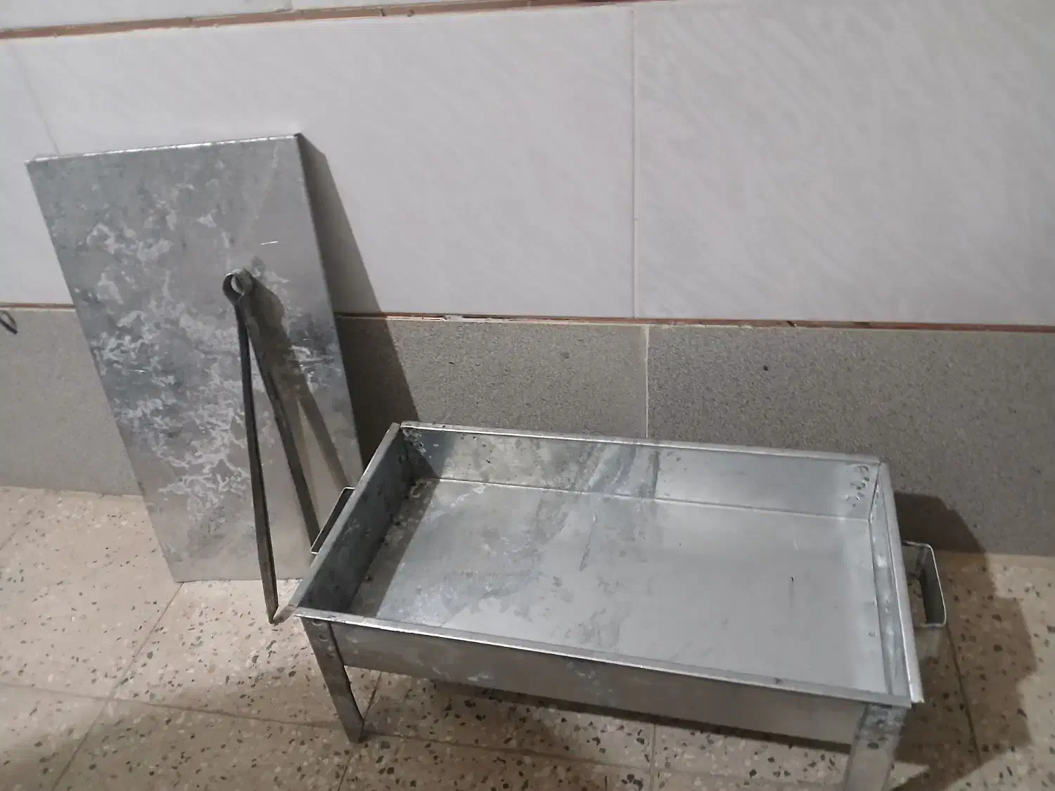 منقل|ظروف پخت‌وپز|سیستان, |دیوار