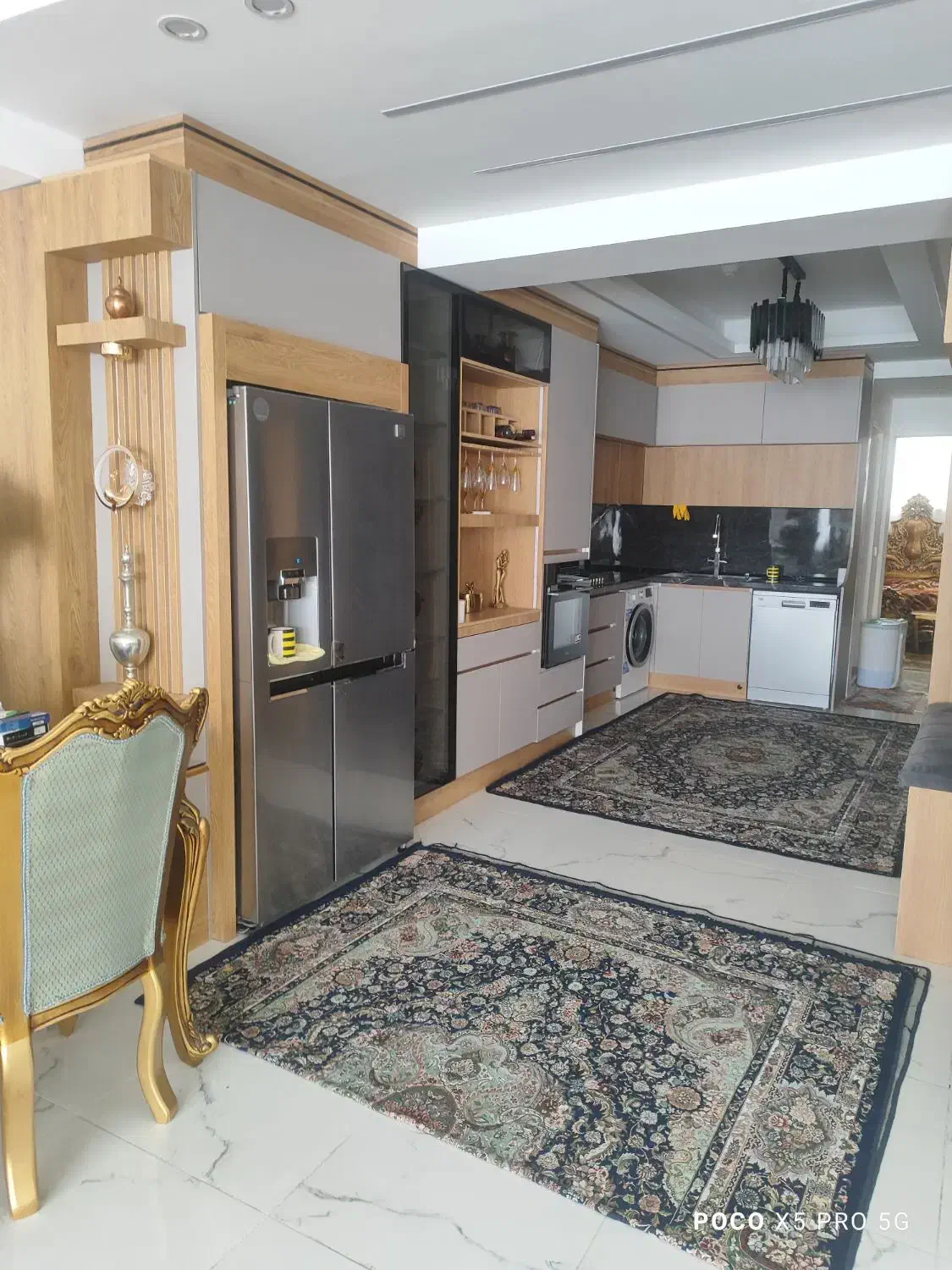 نصاب کابینت و کمد دیواری|خدمات پیشه و مهارت|اندیشه, اندیشه فاز ۱|دیوار