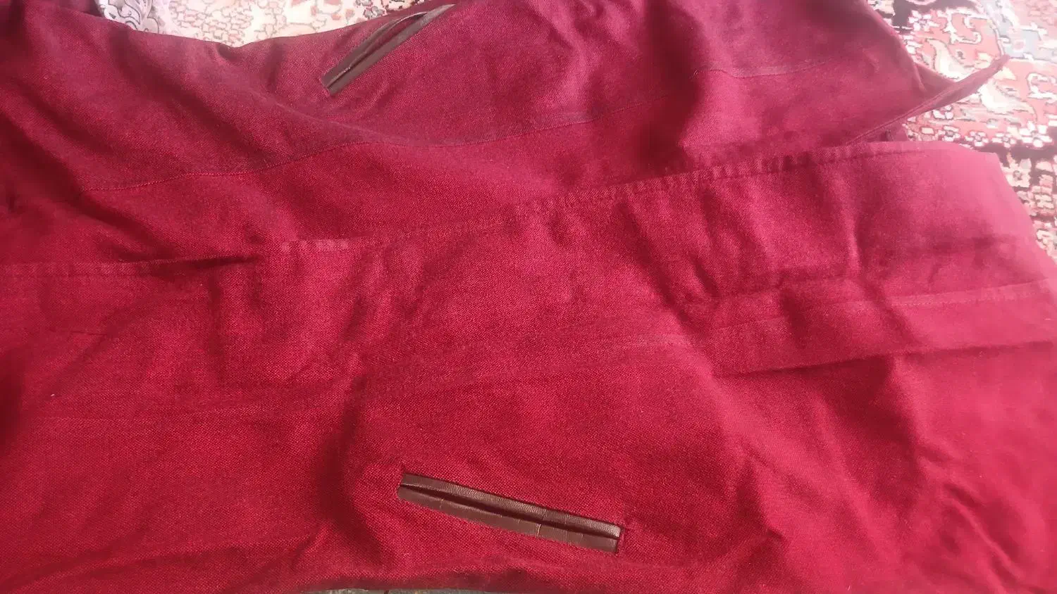 پالتو پاییری|لباس|یزد, |دیوار