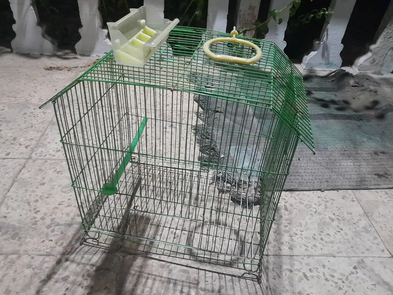 قفس پرنده در حد نو|لوازم جانبی حیوانات|بندر انزلی, زنبق|دیوار