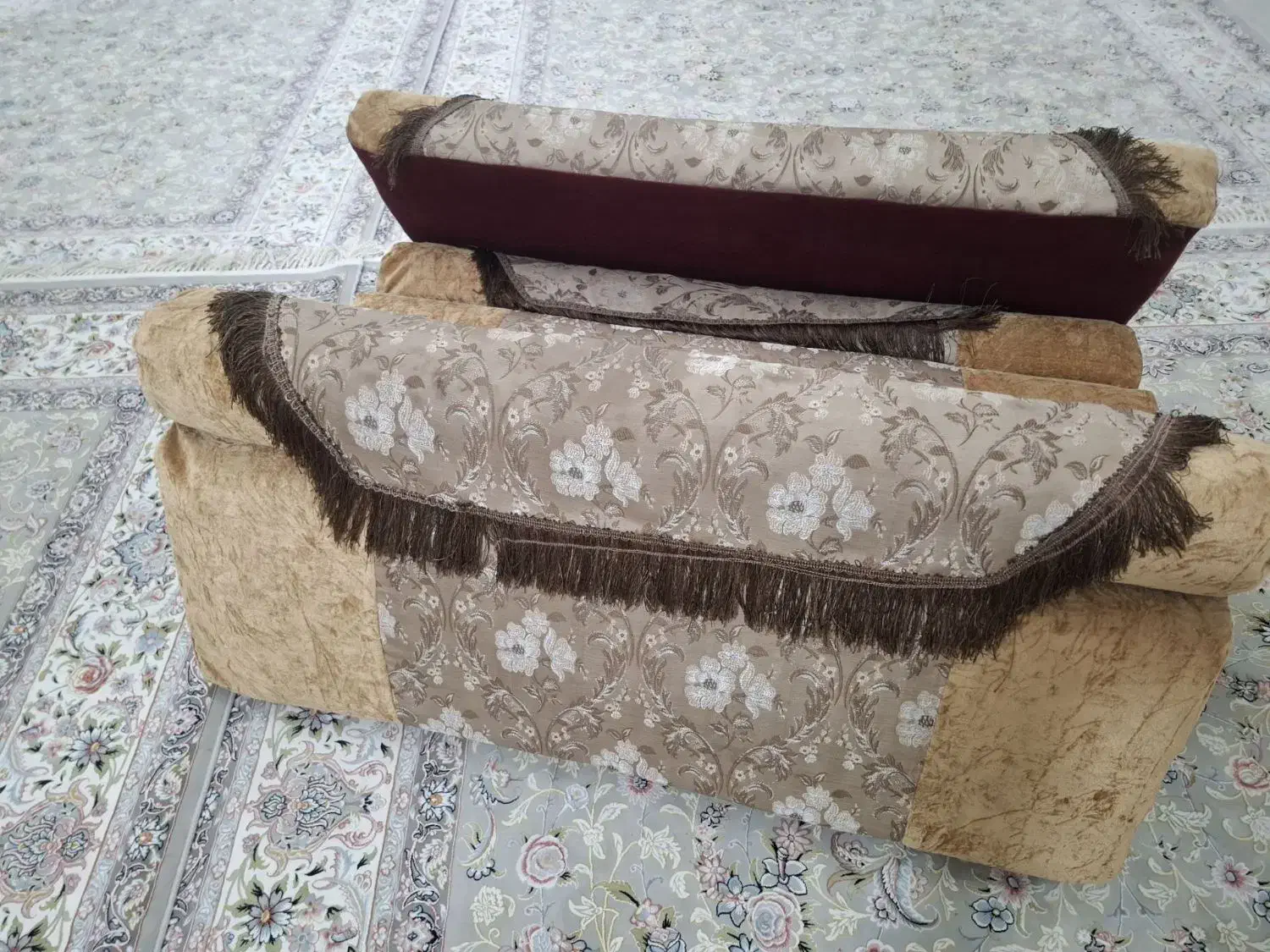 پشتی|پشتی|کوهدشت, |دیوار