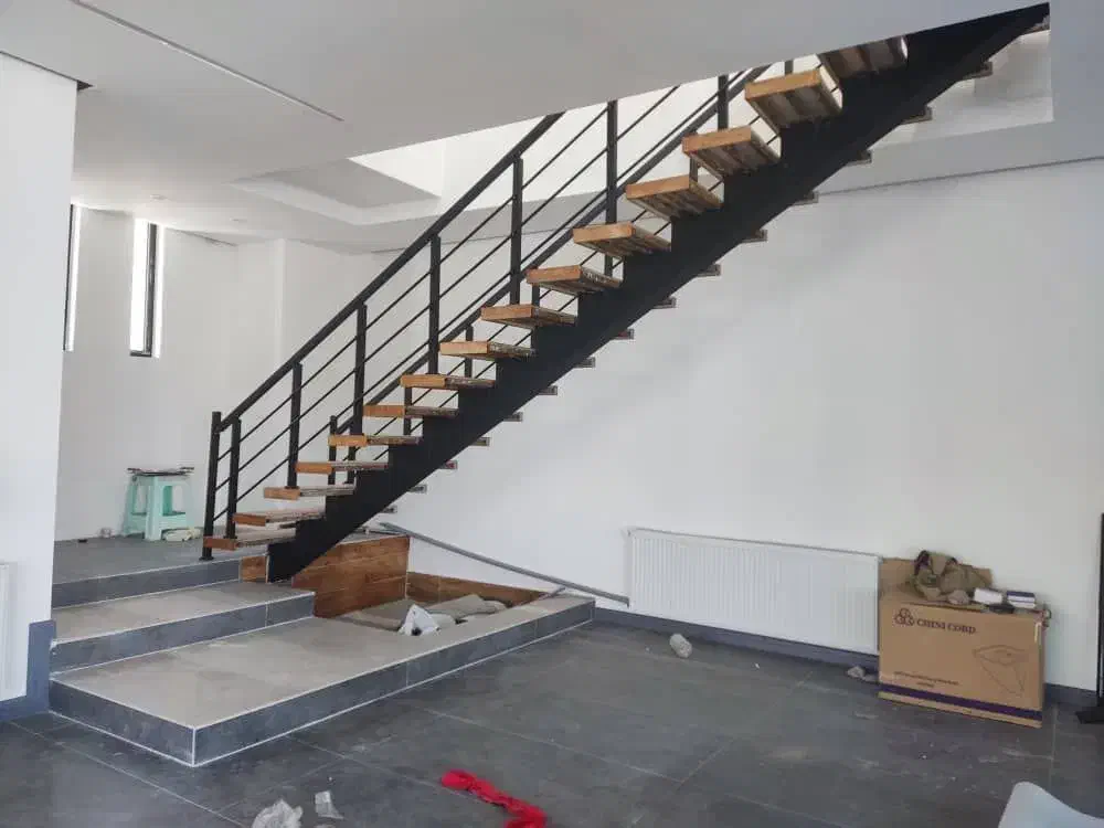 نرده استیل ،جوشکاری ،استیل|خدمات پیشه و مهارت|کرمان, |دیوار