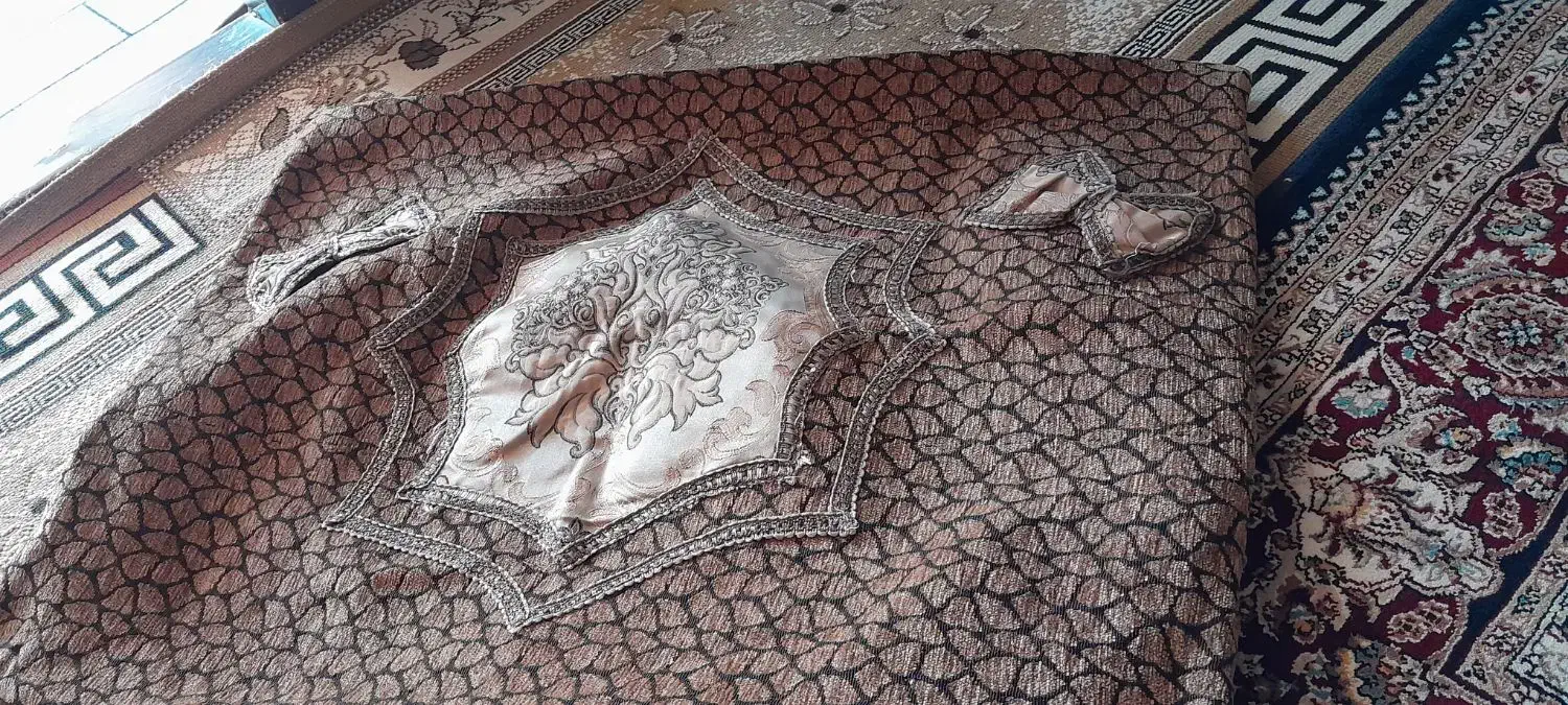 ۱۲ عدد روبالشی ۲۵۰۰|رختخواب، بالش، پتو|صومای برادوست, |دیوار