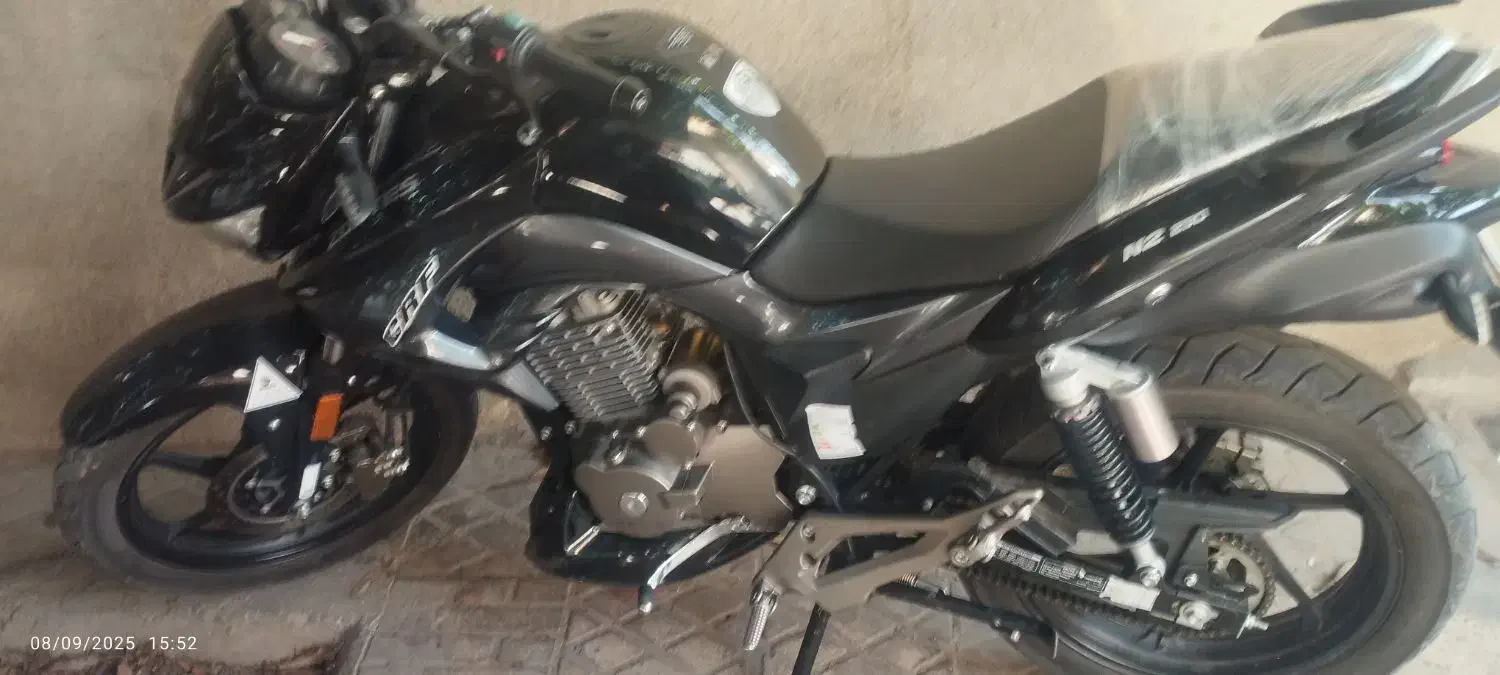 زونتس مدل 401 رنگ مشکی|موتورسیکلت|شیراز, گلشن|دیوار