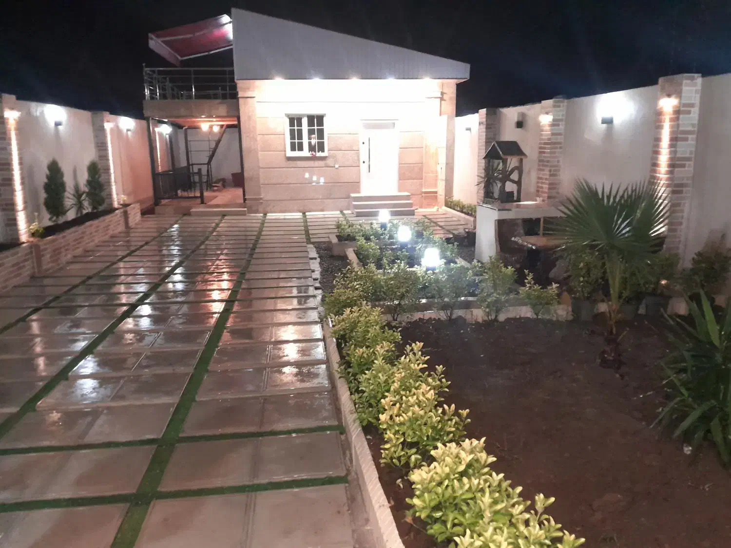 ویلاباپروانه ساخت رشت کوچصفهان کنارسربرجاده۲۵۵متر|فروش خانه و ویلا|رشت, دباغیان|دیوار