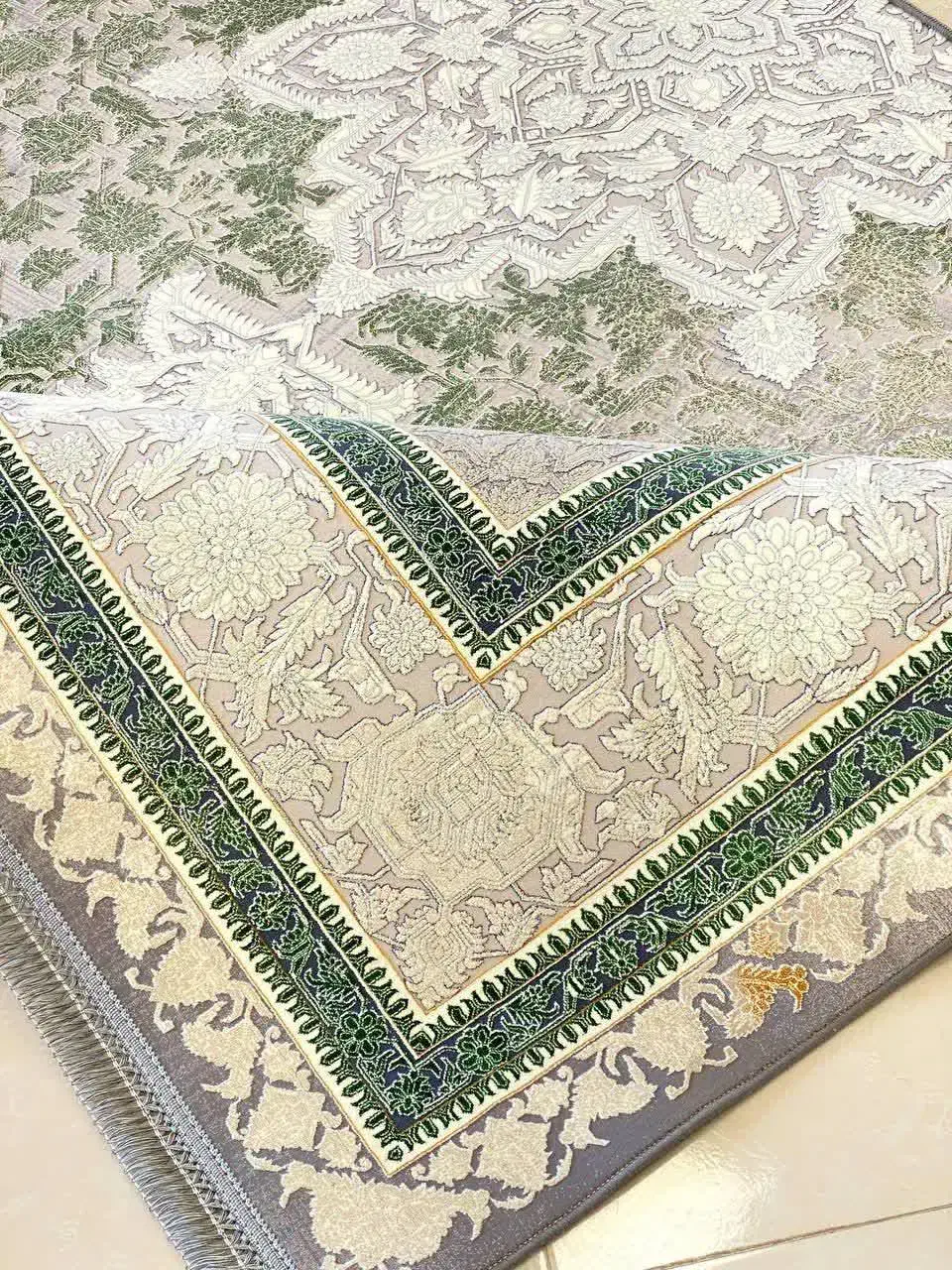 فرش های ۱۲۰۰ شانهو۱۵۰۰ شانه اصل از شرکت|فرش|کاشان, راوند|دیوار