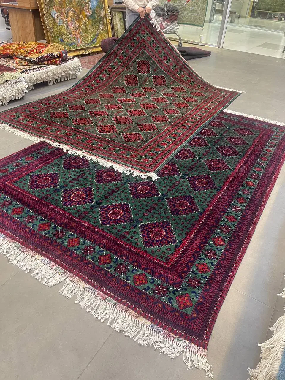 فرش دستباف (بساک)۶ متریهای سز قرمز بلوچ زیبا|فرش|مشکیندشت, |دیوار