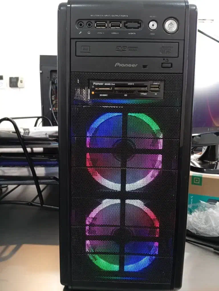 کیس Core i7 نسل ۲|رایانه رومیزی|صدرا-فارس, فاز ۱|دیوار