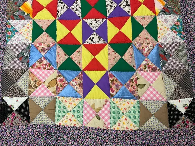 لحاف دونفره انتیک دست دوز چهل تیکه|رختخواب، بالش، پتو|تهران, اباذر|دیوار