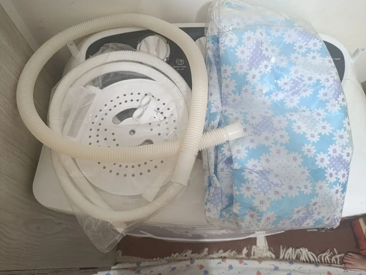 لباس شویی دو قلو|ماشین لباسشویی و خشک‌کن لباس|بومهن, |دیوار