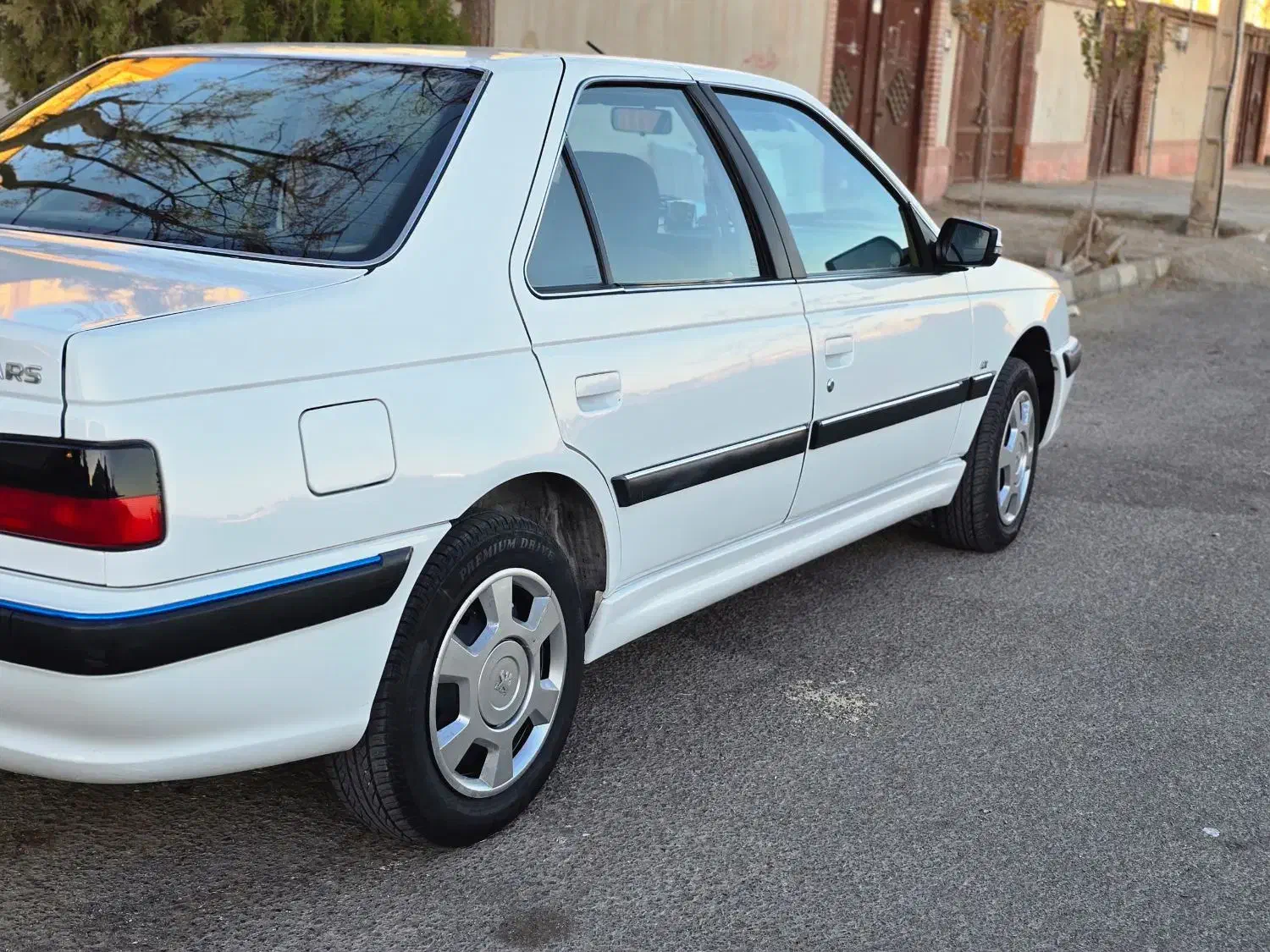 پارس تیوفایو ۱۴۰۲|خودرو سواری و وانت|بردسکن, |دیوار