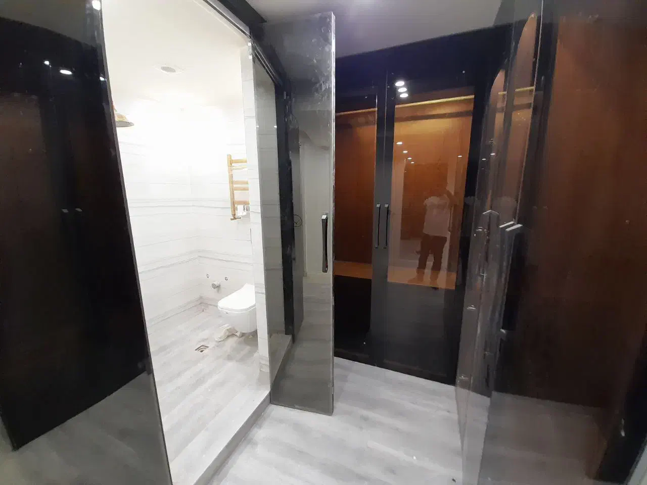 آپارتمان ۲۰۰ متری شیک فردوسی|فروش آپارتمان|شاهین‌شهر, فردوسی|دیوار