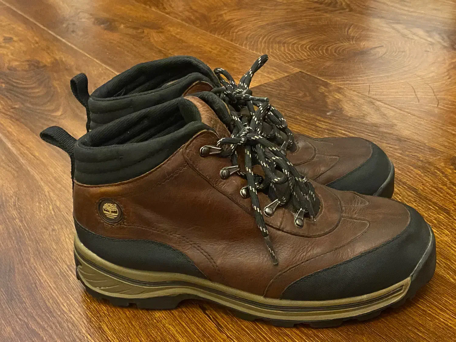 نیم بوت اورجینال و اصلی تیمبرلند آمریکایی حرفه ای|کیف، کفش، کمربند|فردیس, منظریه|دیوار