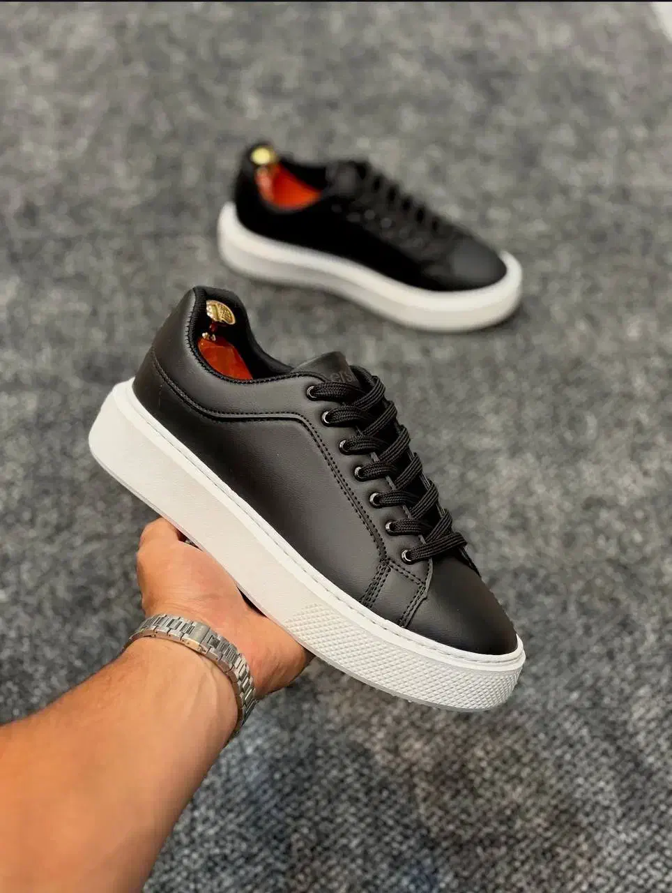 پر طرفدار خوش تیپ کن|کیف، کفش، کمربند|فولادشهر, B5|دیوار