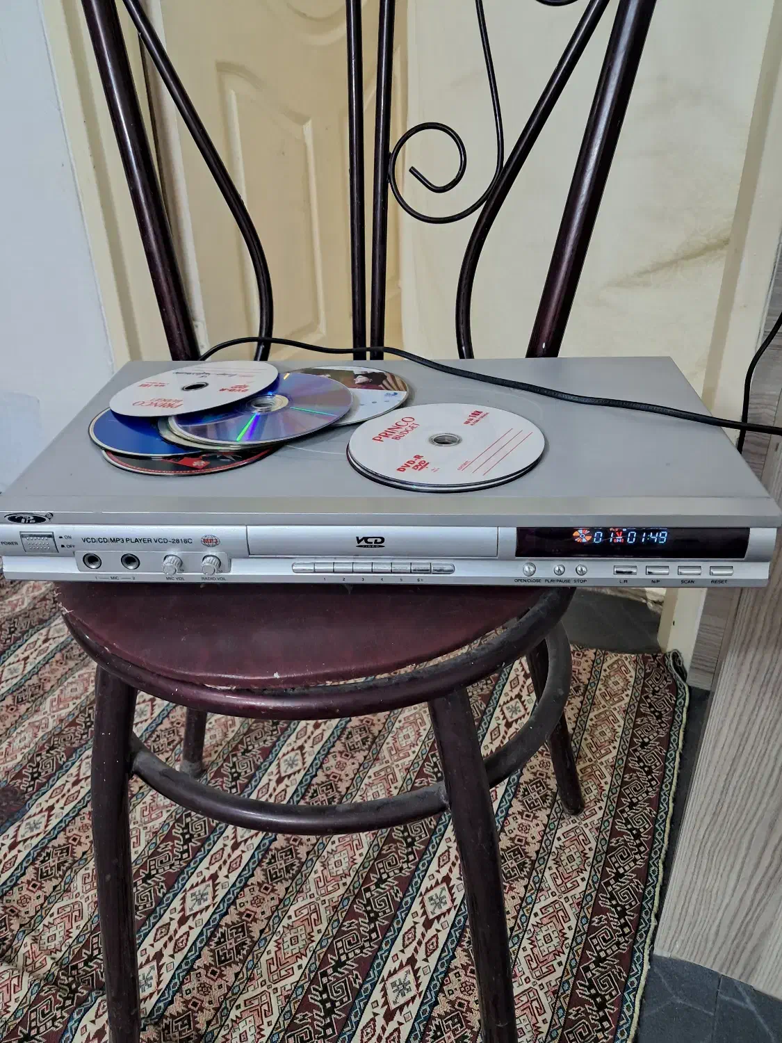 دستگاه cd|پخش‌کننده DVD و ویدیو|اصفهان, آهنگران|دیوار