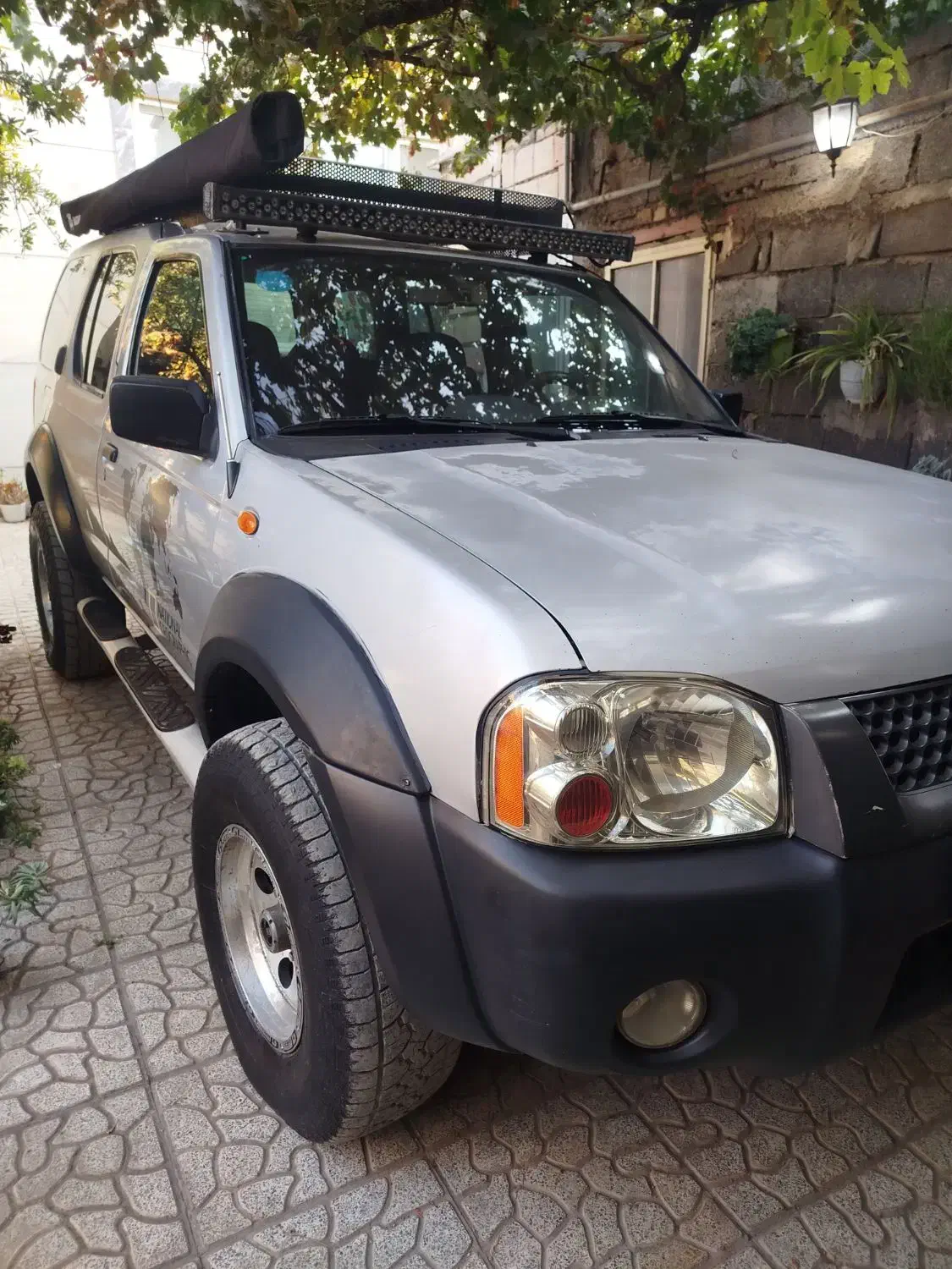 رونیز مدل 83 نقرهای دولکه رنگ سالم بالوازم|خودرو سواری و وانت|طارم, |دیوار