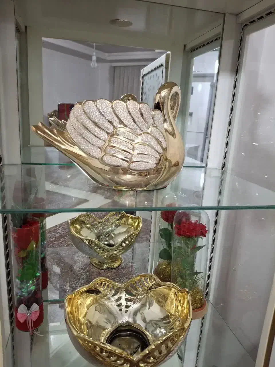 ویترین زیبابادکوری های داخلش درحدنو|بوفه، ویترین، کنسول|اسلام‌شهر, شهرک توحید|دیوار