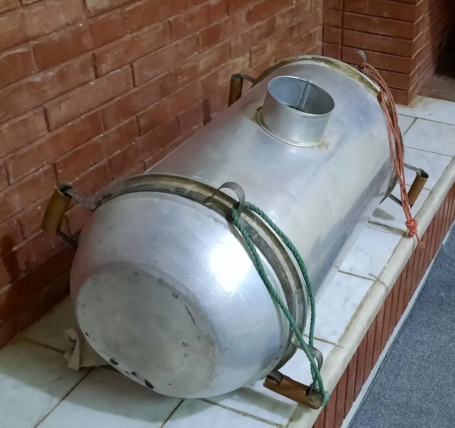 کره گیر ( مشک دستی )|ظروف پخت‌وپز|شهرکرد, |دیوار