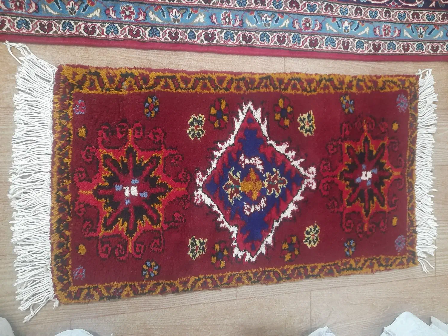 پادری های هریس|پادری|میانه, |دیوار