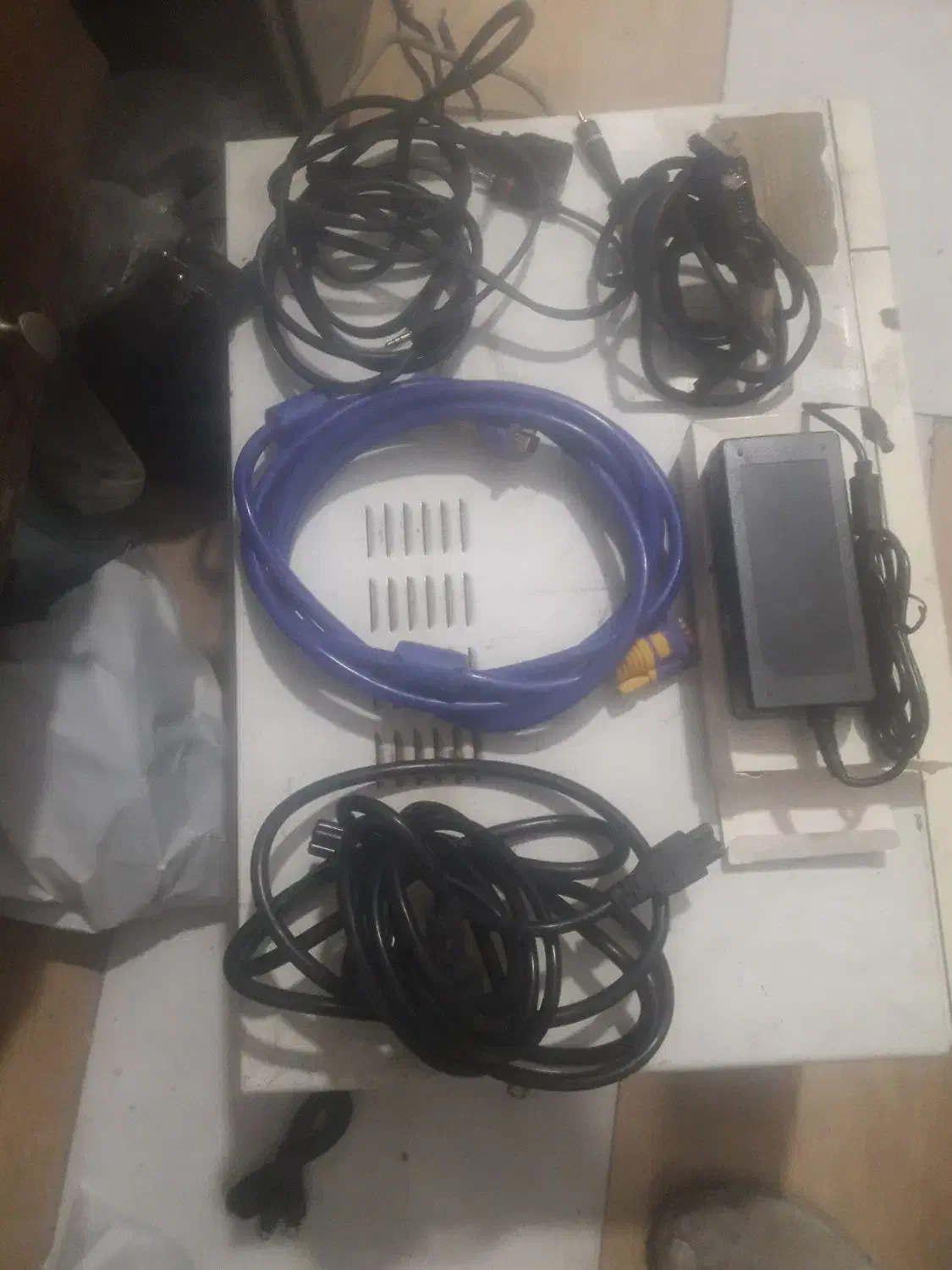 تعدادبالاکابل کامپیوتروکابل لپ تاپ|قطعات و لوازم جانبی رایانه|گنبد کاووس, |دیوار