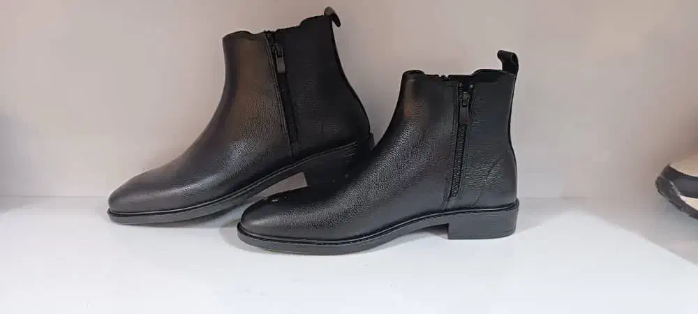 فروش عمده کفش چرم تبریز|کیف، کفش، کمربند|چاروسا, |دیوار